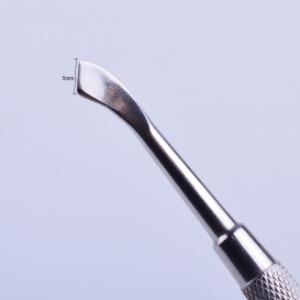 Radełko dłutko do skórek nożyk silver v1 pusher