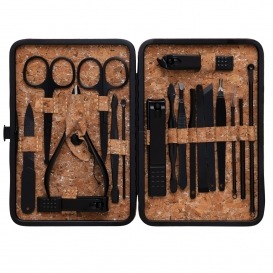 Zestaw akcesoriów kosmetycznych do manicure 18 szt. w etui