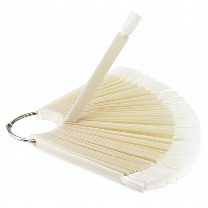 Wzornik wachlarz 48 kolorów tipsów mleczny